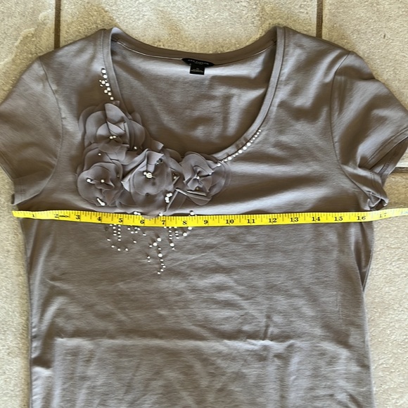 Ann Taylor Top Shirt Embellished Size Small S Taupe NWOT Never Worn - Picture 6 of 6